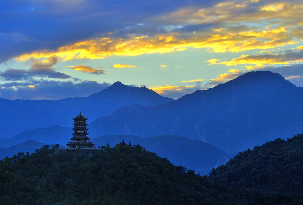 青城山六善酒店周边景点